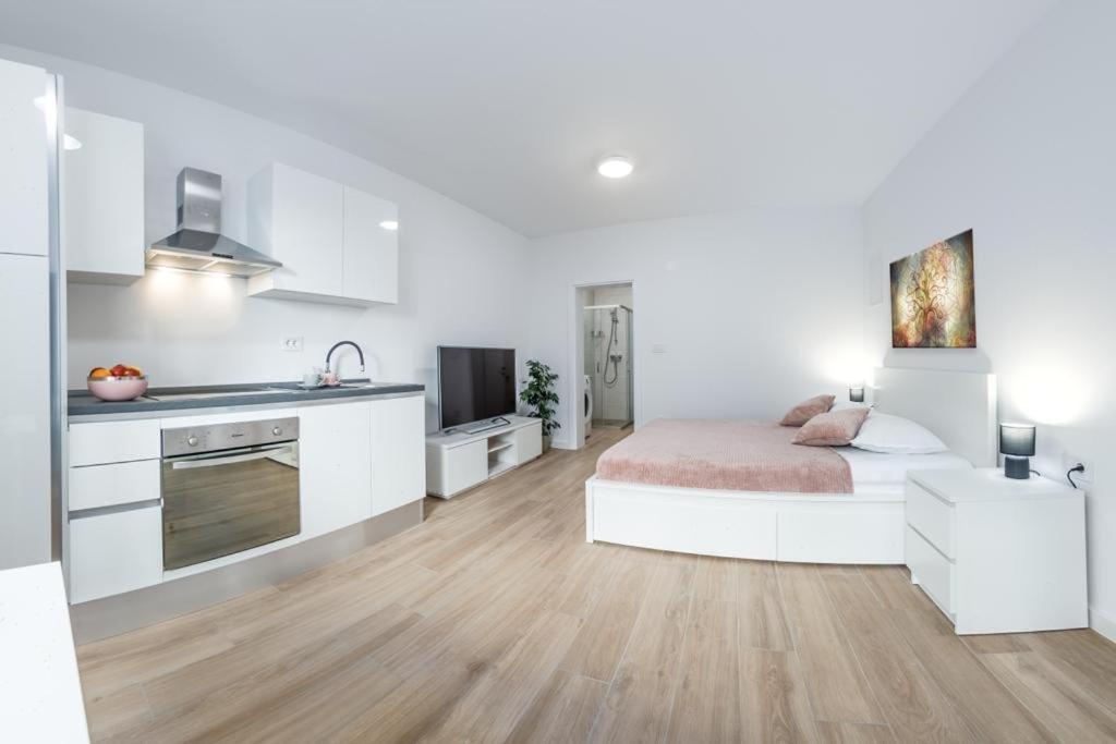 Apartment Klara Free Parking, Center Πούλα Εξωτερικό φωτογραφία